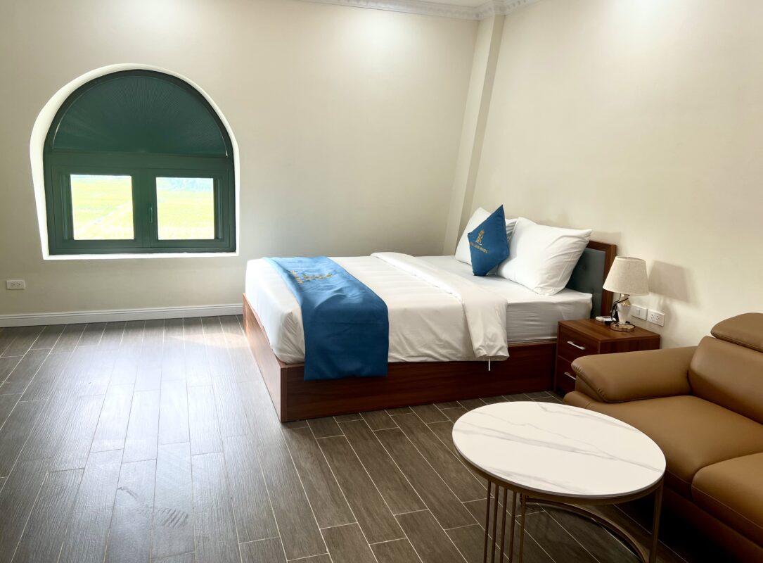 Ưu đãi nhân dịp khai trương khách sạn Royal Louis Hotel